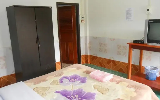 Leena Guesthouse 2
