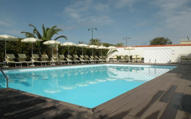 Grand Hotel