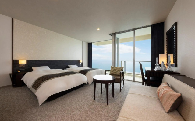 Kamogawa Grand Hotel