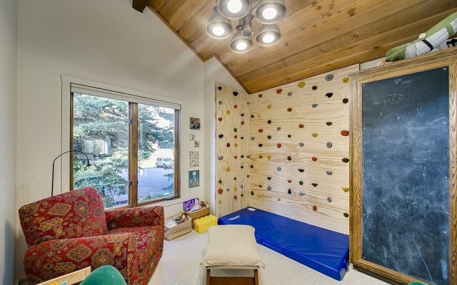 Teleidoscope Retreat