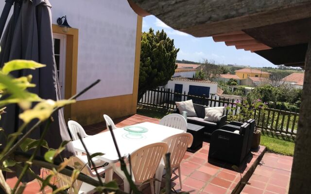 House With 4 Bedrooms in Ericeira, With Wonderful sea View, Enclosed G