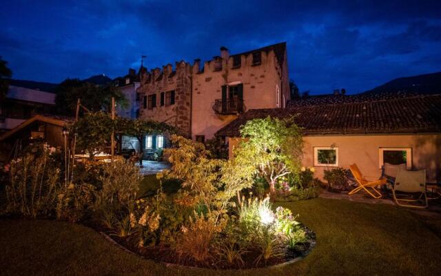 Weingut Schmid Oberrautner Apartment Suites