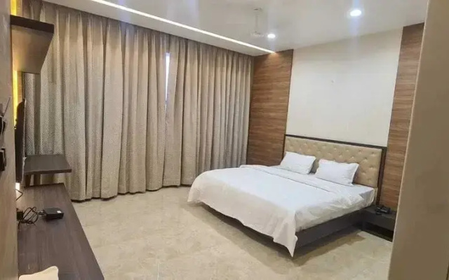 Hotel Sachin Executive