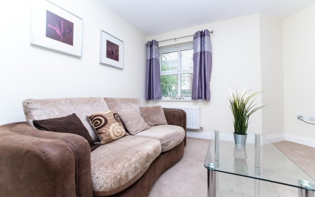 Lovely Quiet Spacious 2 Bed Modern Fleetwood Flat Newcastle Gateshead
