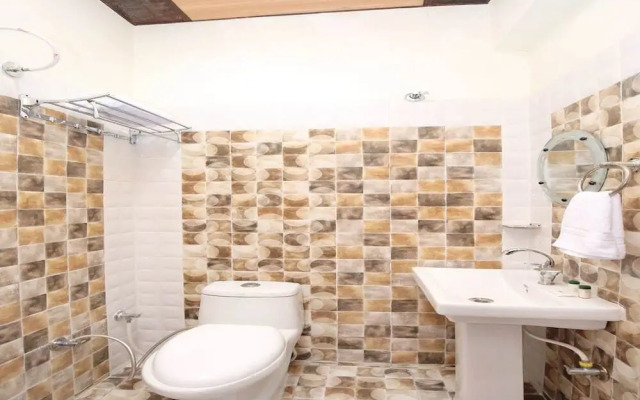 The Sitara Hotel By OYO Rooms
