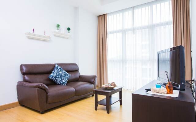 The Seacondo (Room for Holiday)
