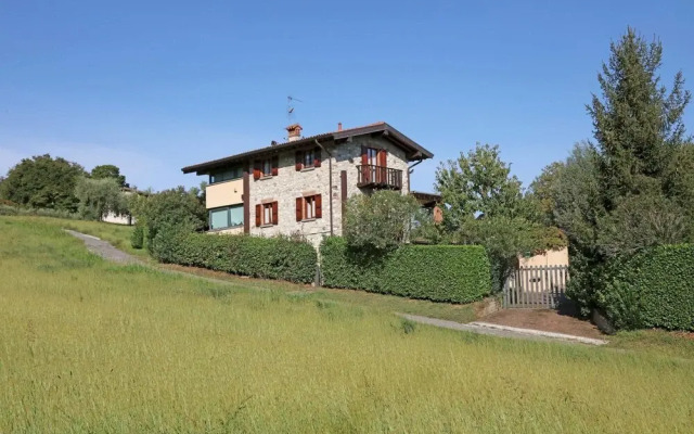 Villa Girasole in Polpenazze del Garda