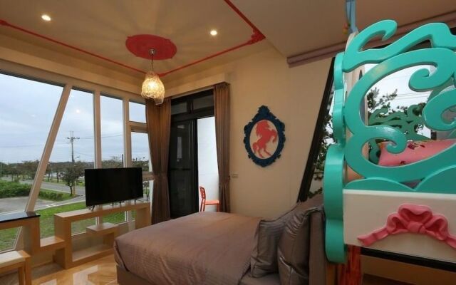 Li Chu Art Paternity B&B