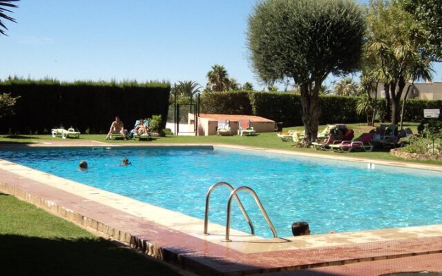Parque Mourabel, Oásis Village & Pé do Lago