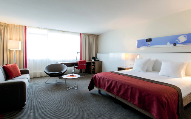 Holiday Inn Eindhoven Centre by IHG - Image 7