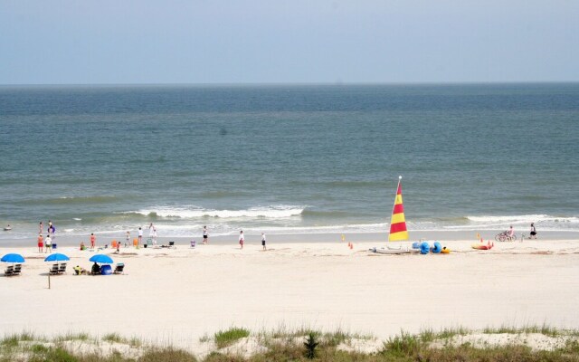 Sandpiper 21 by RedAwning