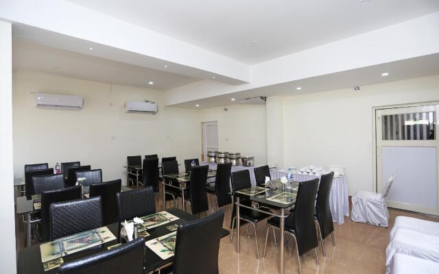Capital O 28034 Triple Tree Hotels & Resorts