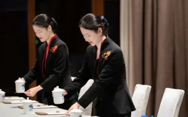 Julong Guniujiang Resort
