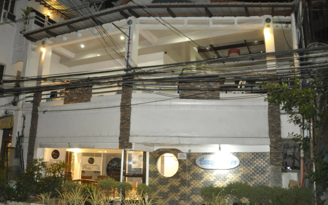 Boracay Tourists' Inn