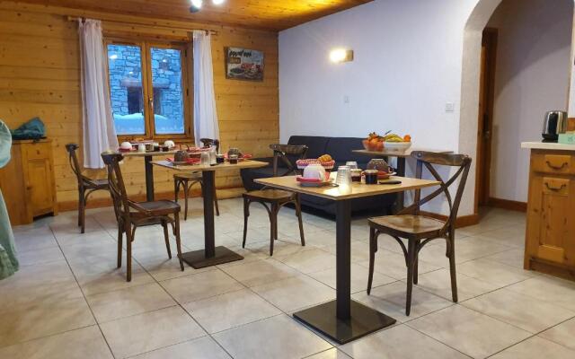 Chalet Le Bois Joli