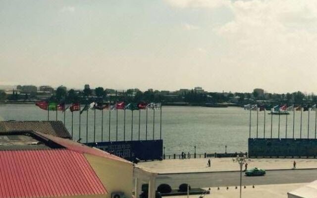 Dandong Riverside International Hotel