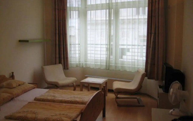 Astra Apartments