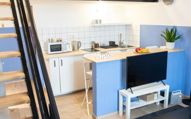 Cosy Studio In Central Party District.