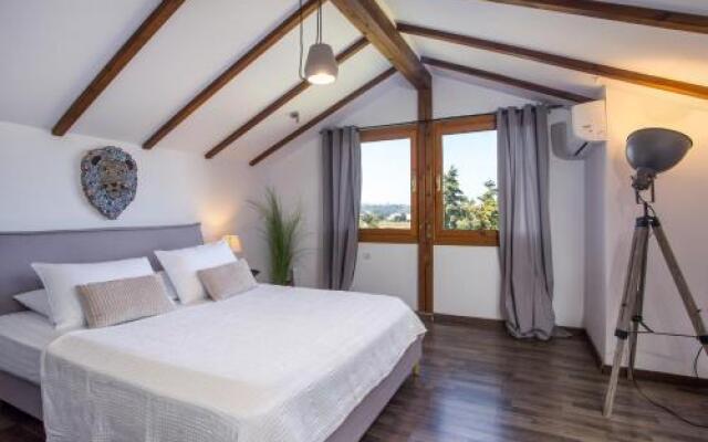 IVY Seaview Apartments