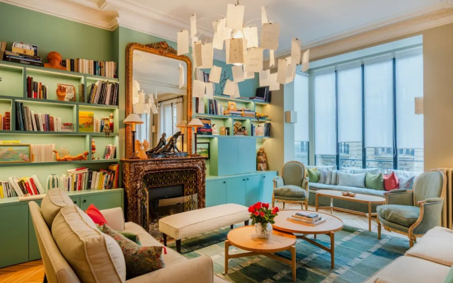 Paris Wagram Design Residence