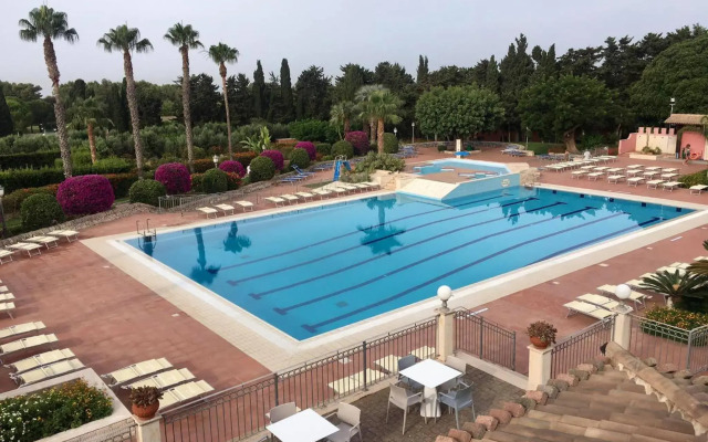 Hotel Club Baia Samuele