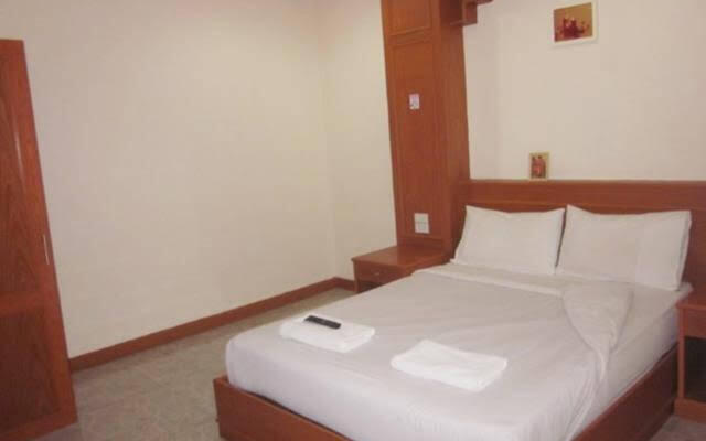 Presley Guesthouse Patong