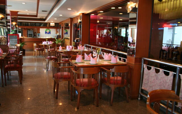 Hatyai Central Hotel