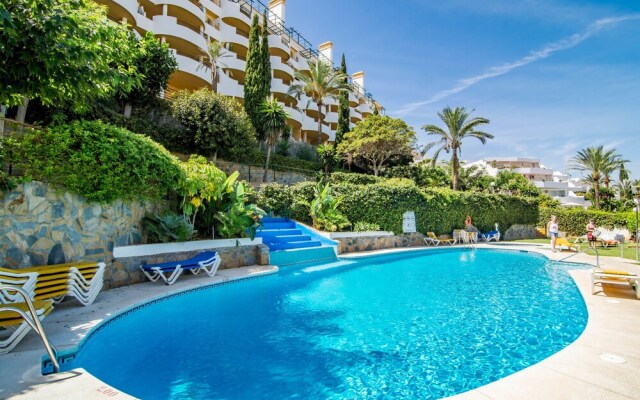 SAA2 Stunning 3 bedroom apt in Puerto Banus Roomservice