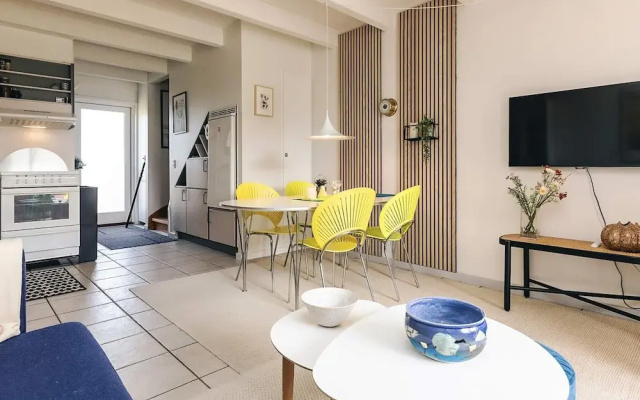 6 Person Holiday Home in Hadsund-by Traum