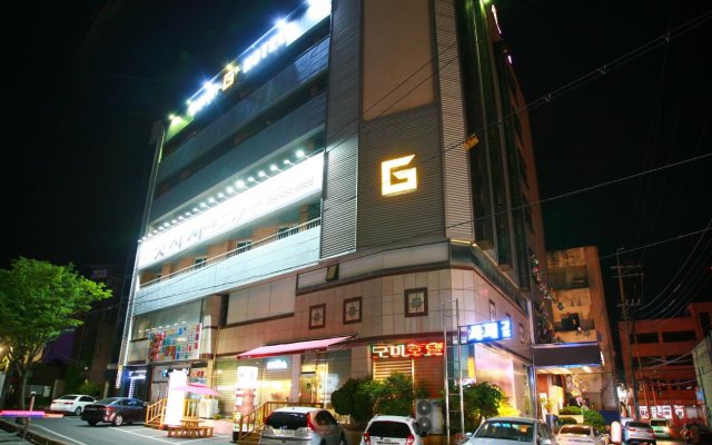 Gumi Hotel