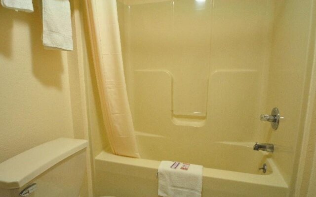 Passport Inn And Suites Chaplin