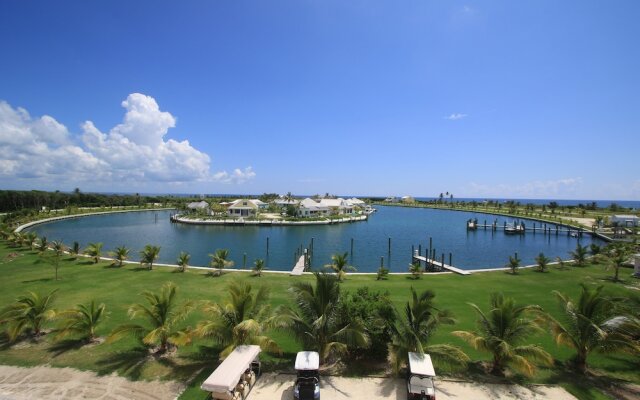The Sandpiper Inn & Cottages