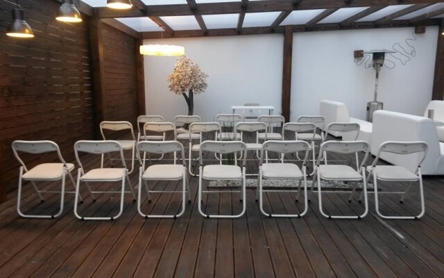 Urban Hotel Amadeos