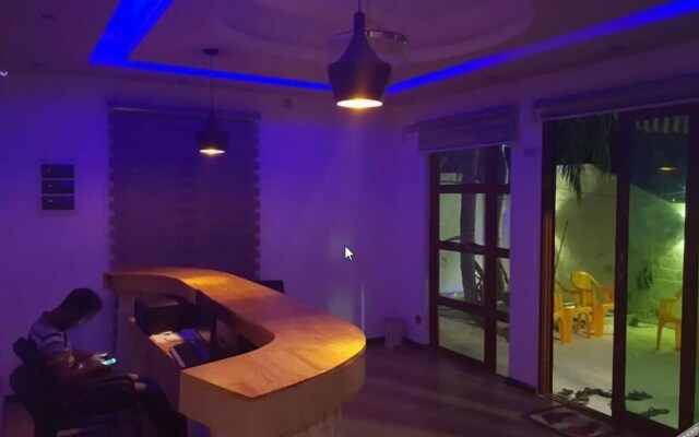 Palm Rest Hotel