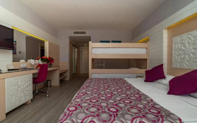 Sunmelia Beach Resort