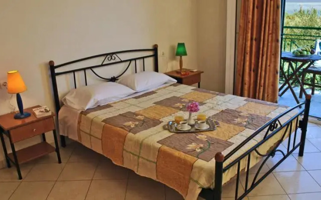 Pavezzo Apartments