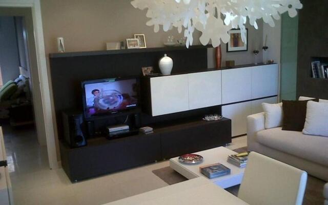 Apartment in Villa - Air Conditioned - Wi-fi - Near the sea