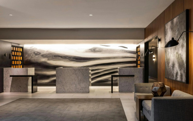 Le Meridien Houston Downtown