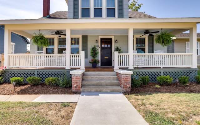 Missouri Retreat w/ Deck, Grill & Shuffleboard!