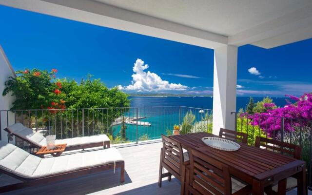 Blue Bay Residence