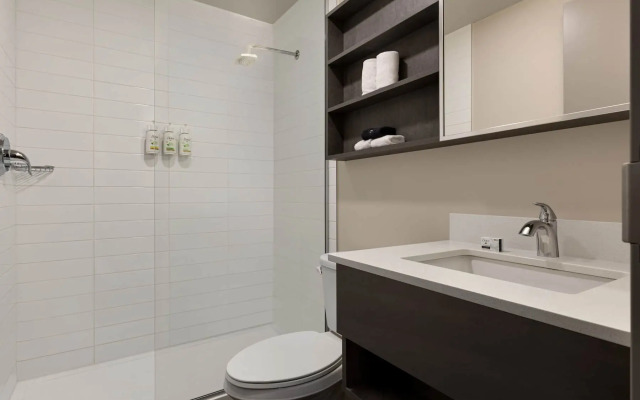 Microtel Inn & Suites By Wyndham Boisbriand