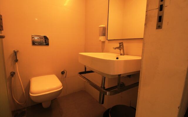Arunaa Inn Airport Hotel, Chennai