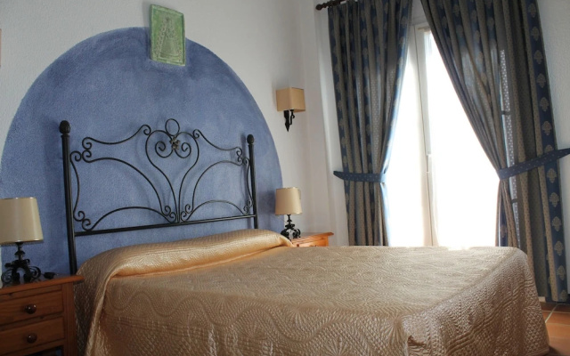 Hostal Puente Del Rey