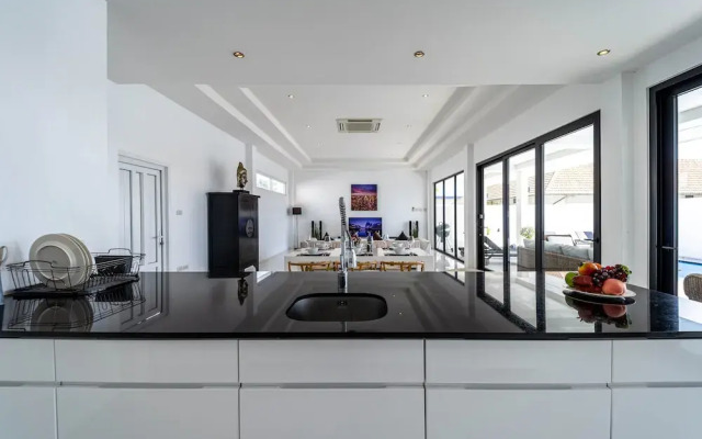 Modern Large 2 Bedroom Pool Villa - PV2