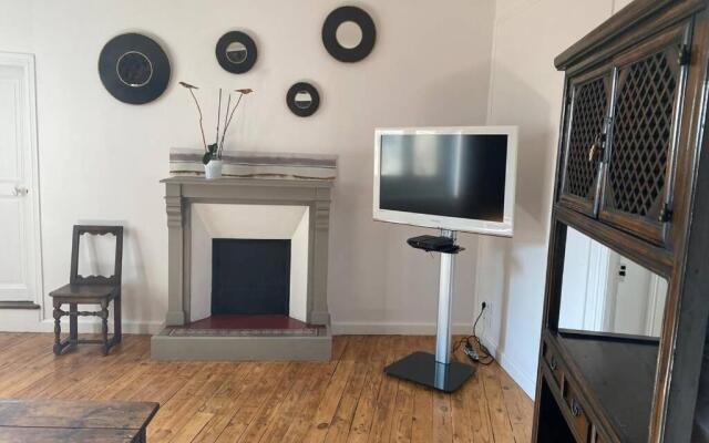 Très bel appartement, lumineux, idéalement situé.