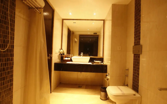 Plutos Hotel