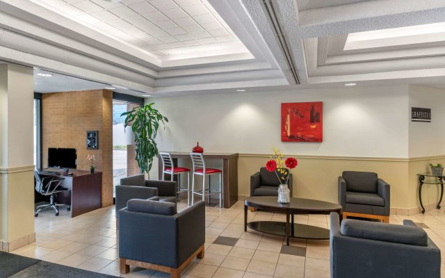 Quality Hotel & Suites Montreal East