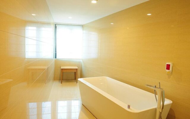 Intercity Hotel Qingdao