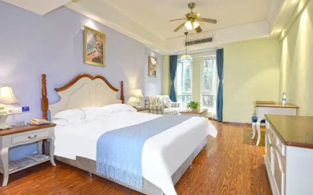 Laiya Boutique Hotel (Southwest University Zhuangyuanbei Subway Station)