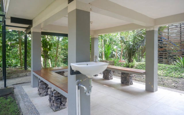 Urbanview Resort Kampoeng Media Yogyakarta by RedDoorz
